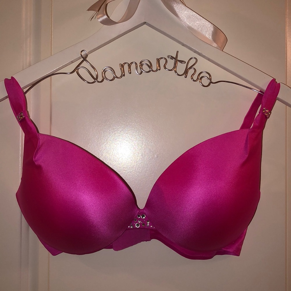 NWOT Victoria’s Secret Bra with Rhinestones